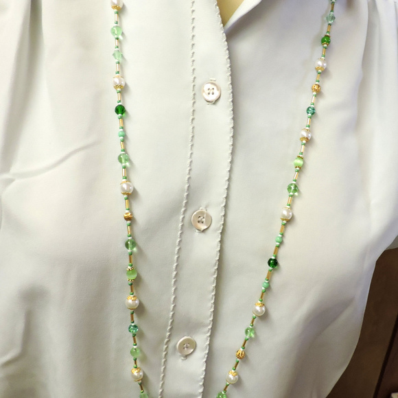 Green, White & Gold Necklace 38" long, never worn, OOAK handcrafted jewelry - Picture 7 of 9